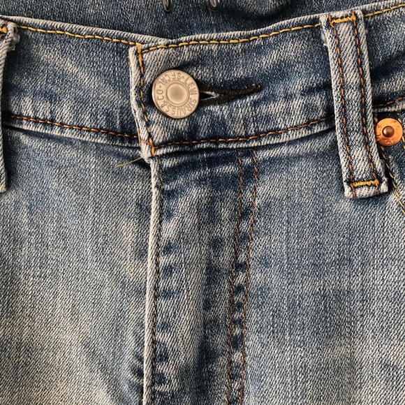 Levi’s 511 Light Wash Jeans 33W 30L - Picture 3 of 6